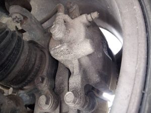 PINZA FRENO DELANTERA DERECHA MITSUBISHI L 200 (KA0/KB0)