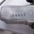 590300