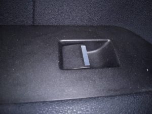 MANDO ELEVALUNAS TRASERO IZQUIERDO LAND ROVER EVOQUE