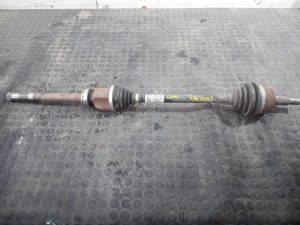 TRANSMISION DELANTERA DERECHA 9811176780 / P1-A6-11 PEUGEOT 3008