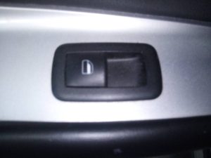 MANDO ELEVALUNAS TRASERO IZQUIERDO FIAT FREEMONT (345)