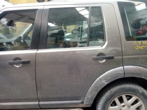 PUERTA TRASERA IZQUIERDA LAND ROVER DISCOVERY