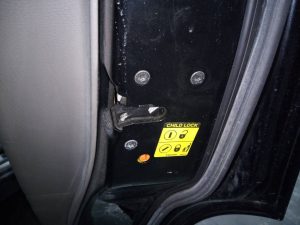 CERRADURA PUERTA TRASERA DERECHA VOLVO XC90