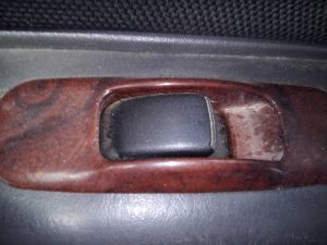 MANDO ELEVALUNAS TRASERO IZQUIERDO MITSUBISHI MONTERO SPORT (K90)