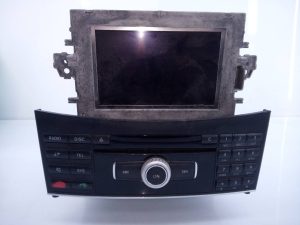 SISTEMA AUDIO / RADIO CD A2129004900 / E3-A1-2-7 / A2129060201 MERCEDES-BENZ CLASE E (W212) LIM.