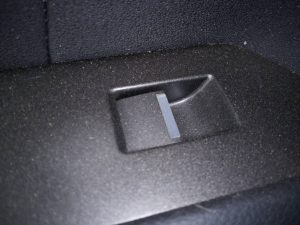 MANDO ELEVALUNAS TRASERO IZQUIERDO LAND ROVER EVOQUE