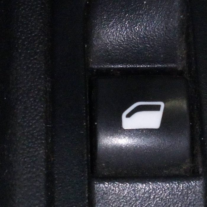 636486
