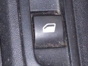 MANDO ELEVALUNAS TRASERO DERECHO CITROËN C-ELYSÉE