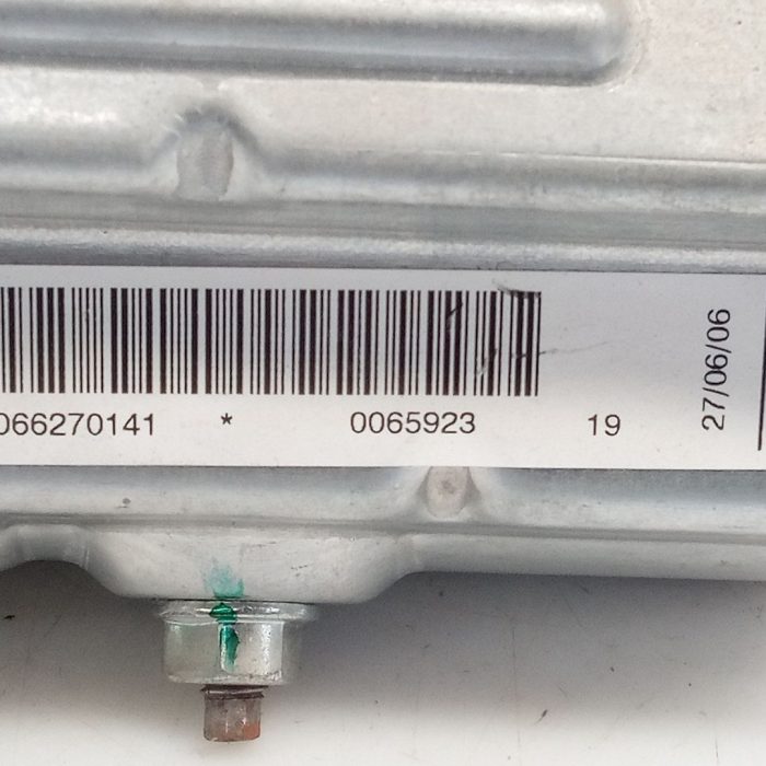 677761