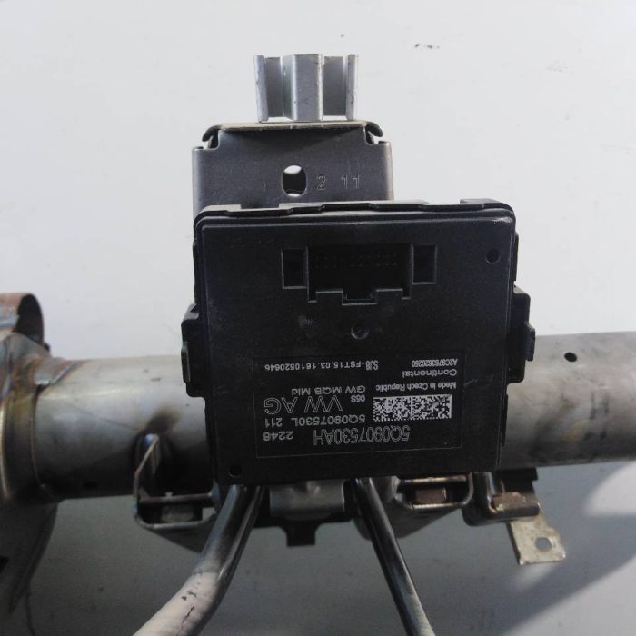 761701