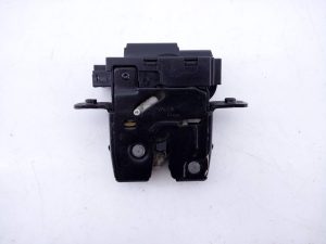 CERRADURA MALETERO / PORTON 90502EY10A / E2-A4-60-1 NISSAN QASHQAI (J10)