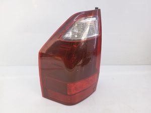 PILOTO TRASERO IZQUIERDO E2-B4-29-2 MITSUBISHI MONTERO (V60/V70)
