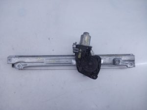 ELEVALUNAS DELANTERO DERECHO 402276H150411 / E1-A4-52-1 / 2319142T13 CITROËN C4 LIM.