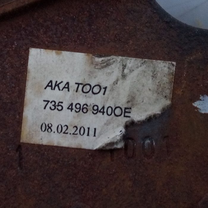 376883