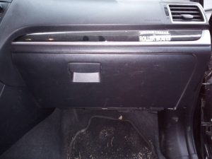 GUANTERA SUBARU XV