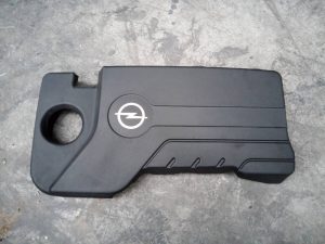 TAPA MOTOR OPEL CORSA E