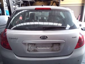 PORTON TRASERO KIA CEE´D