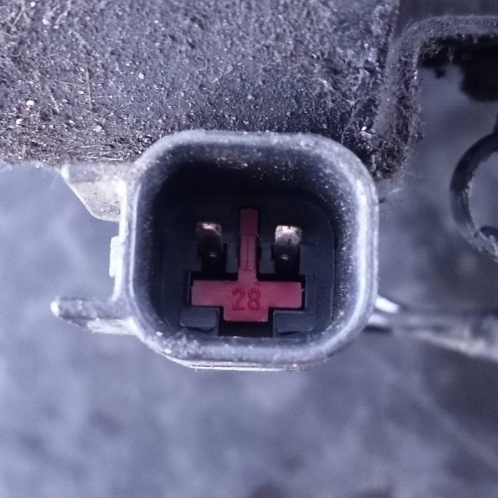 401744