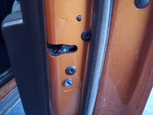 CERRADURA PUERTA DELANTERA DERECHA OPEL CROSSLAND X