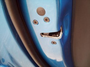 CERRADURA PUERTA TRASERA IZQUIERDA FORD PUMA