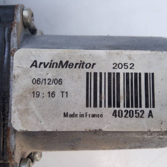 406838