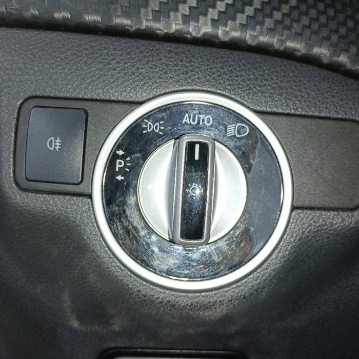 411145