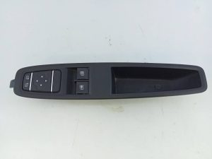 MANDO ELEVALUNAS DELANTERO IZQUIERDO 255700068R / E2-A1-39-1 RENAULT ZOE