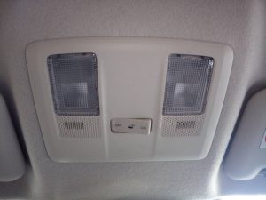 LUZ INTERIOR MAZDA 2 LIM. ()