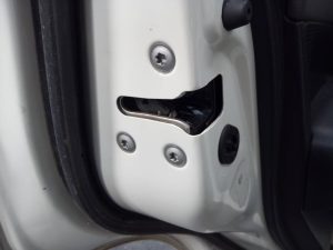 CERRADURA PUERTA TRASERA IZQUIERDA NISSAN X-TRAIL (T31)