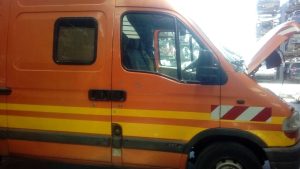 PUERTA DELANTERA DERECHA RENAULT MASTER CAJA ABIERTA/CHASIS AB ´98