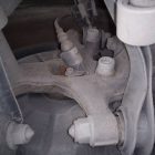 421095