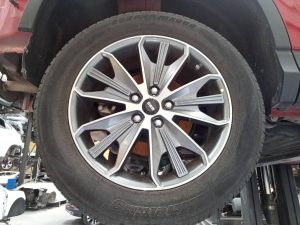 LLANTA 225/60/18 SWM MOTORS G01