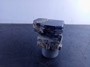 ABS 8954142331 / P3-A8-8-4 / 4454042201 TOYOTA RAV 4 (A3)