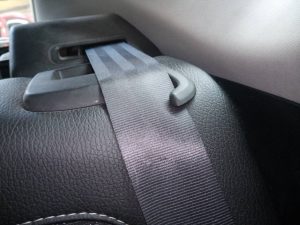 CINTURON SEGURIDAD TRASERO IZQUIERDO OPEL ASTRA J LIM.