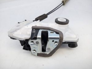 CERRADURA PUERTA DELANTERA DERECHA D500527234 / E2-B4-50-1 TOYOTA PRIUS+