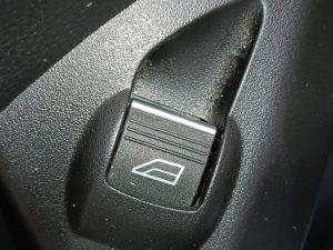 MANDO ELEVALUNAS TRASERO IZQUIERDO FORD KUGA (CBS)