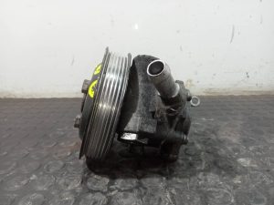 BOMBA DIRECCION 67888380 / P3-B4-2-4 BMW SERIE 3 COUPE (E92)