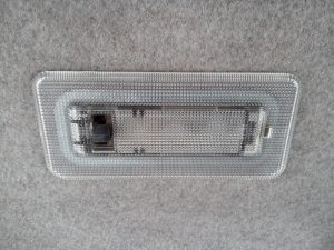 LUZ INTERIOR FORD TRANSIT MOD.2000 CAJA ABIERTA