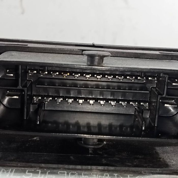 433946