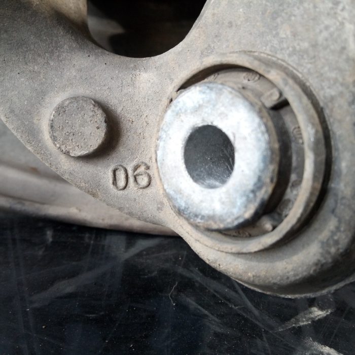 437760