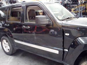 PUERTA DELANTERA DERECHA JEEP CHEROKEE