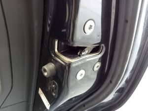 CERRADURA PUERTA TRASERA DERECHA TOYOTA AURIS