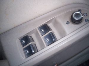 MANDO ELEVALUNAS DELANTERO IZQUIERDO AUDI A5 CABRIOLET (8F7)