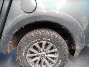 ALETIN TRASERO IZQUIERDO MITSUBISHI L 200