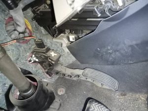 PEDAL ACELERADOR 7811002020 TOYOTA AURIS