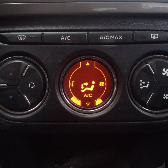 447882