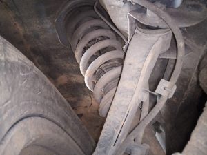 AMORTIGUADOR DELANTERO DERECHO MITSUBISHI MONTERO (V60/V70)