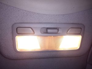 LUZ INTERIOR MITSUBISHI MONTERO (V60/V70)