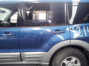 PUERTA TRASERA IZQUIERDA MITSUBISHI MONTERO (V60/V70)
