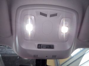 LUZ INTERIOR RENAULT KADJAR